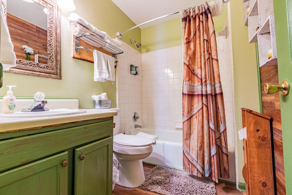 Authentic Log Cabin Mins From Chatts Best Sites Villa Chattanooga Buitenkant foto